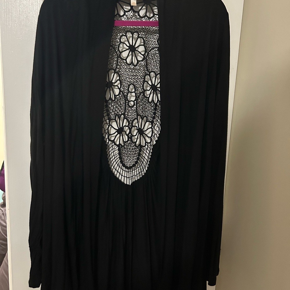 GG Collection Black Cardigan with Lace Accents
